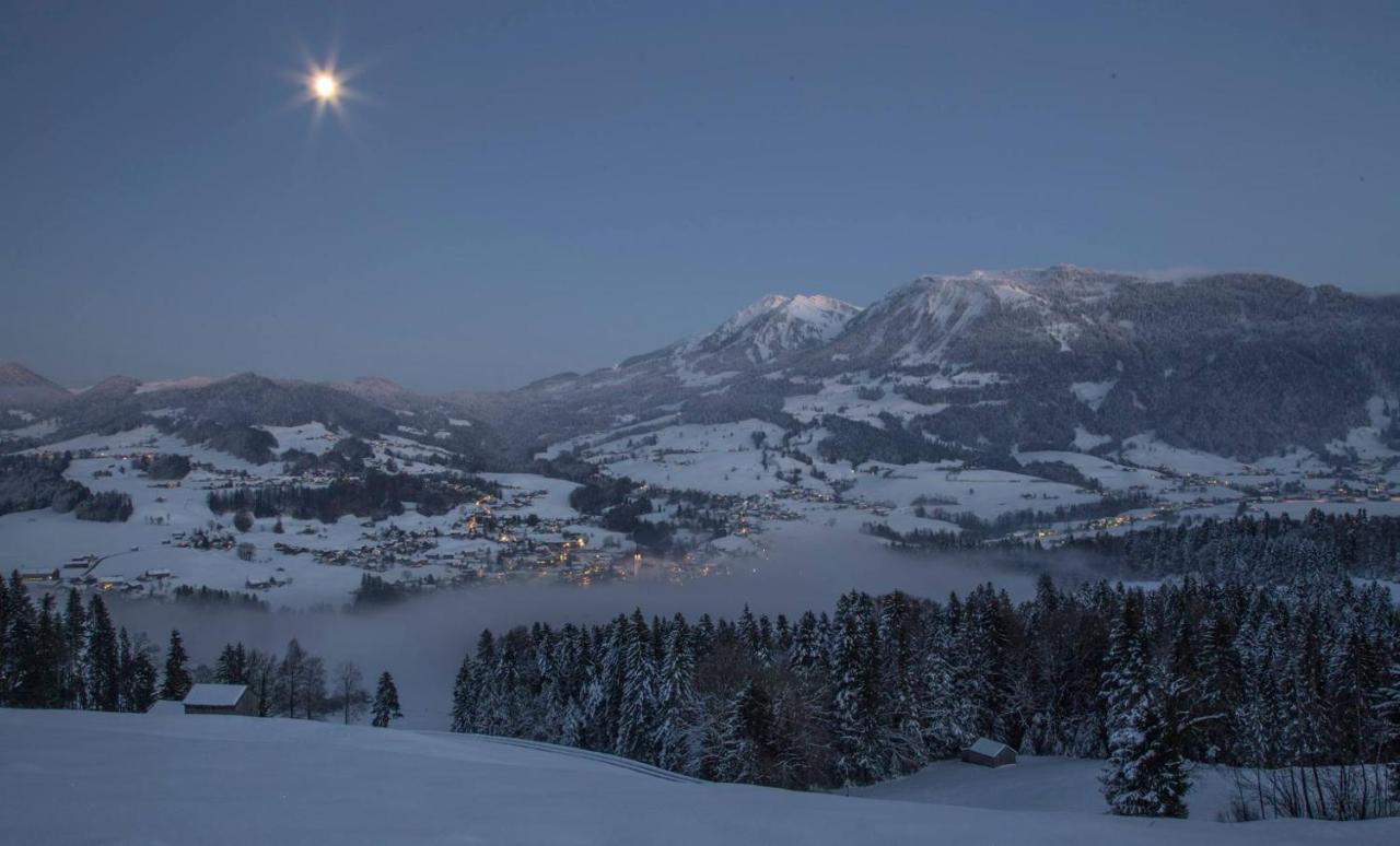 Ninis - Ferienhaus Im Bregenzerwald เอค ภายนอก รูปภาพ